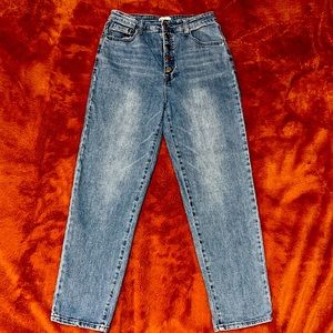 🩵💙Abound Mom Jeans💙🩵